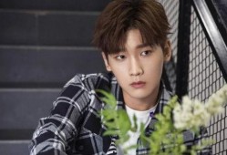 程潇许凯恋情爆料最新消息,甜蜜互动引网友热议