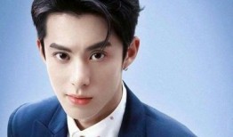 王鹤棣恋爱爆料视频,甜蜜瞬间引网友热议