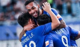 足坛记者爆料最新消息,巨星加盟，新赛季战局风云再起！